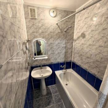 Сдается Многокомнатная квартира, 75 м²