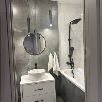 Продается 1-комнатная квартира, 40 м²