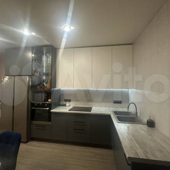 Продается 1-комнатная квартира, 40 м²