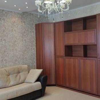 Сдается 1-комнатная квартира, 44 м²