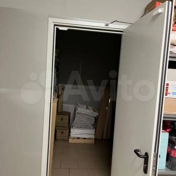 Сдается Нежилое помещение, 557 м²