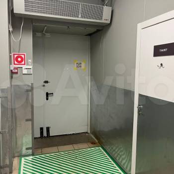 Сдается Нежилое помещение, 557 м²