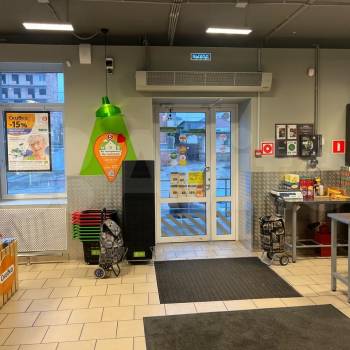 Сдается Нежилое помещение, 557 м²