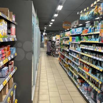 Сдается Нежилое помещение, 557 м²