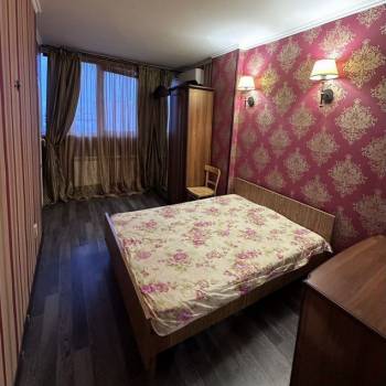 Продается 1-комнатная квартира, 55 м²