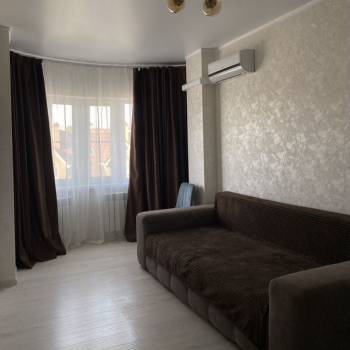 Сдается 1-комнатная квартира, 39 м²