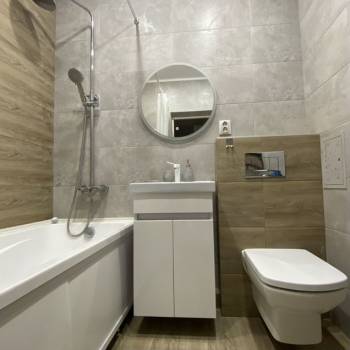 Сдается 1-комнатная квартира, 39 м²