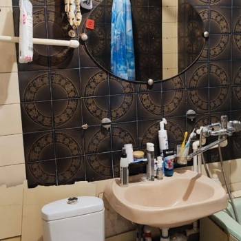 Продается 1-комнатная квартира, 32 м²