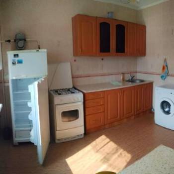 Сдается 1-комнатная квартира, 42 м²