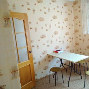 Сдается 1-комнатная квартира, 42 м²