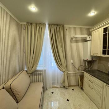 Сдается 1-комнатная квартира, 38 м²