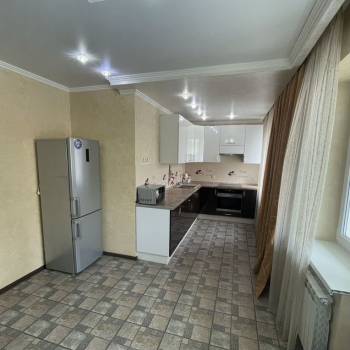 Сдается 2-х комнатная квартира, 66 м²