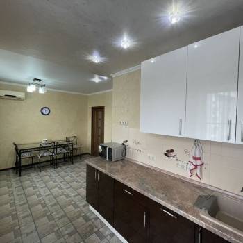 Сдается 2-х комнатная квартира, 66 м²