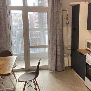 Сдается 1-комнатная квартира, 36 м²