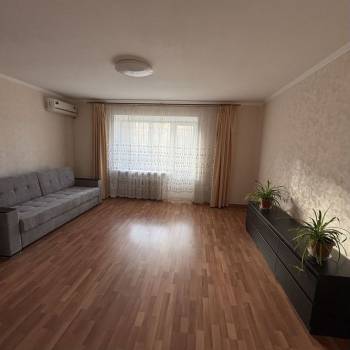 Сдается 1-комнатная квартира, 42,5 м²