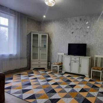 Сдается Многокомнатная квартира, 101 м²
