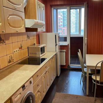 Продается 1-комнатная квартира, 38 м²