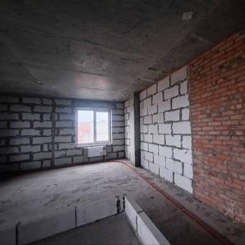 Продается 2-х комнатная квартира, 79 м²