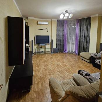 Сдается Многокомнатная квартира, 79,6 м²