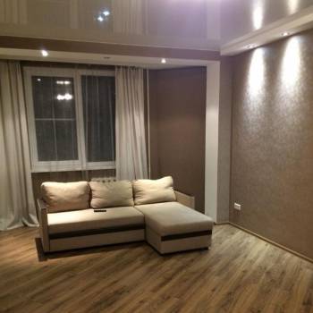 Сдается 2-х комнатная квартира, 75 м²