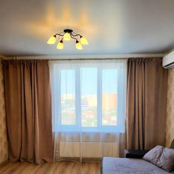 Сдается 1-комнатная квартира, 38 м²