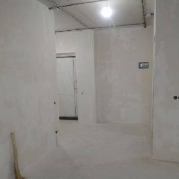 Продается 1-комнатная квартира, 28,4 м²