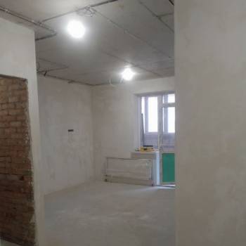 Продается 1-комнатная квартира, 28,4 м²