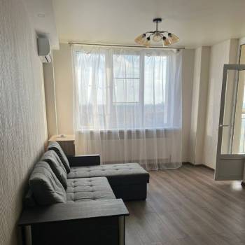 Сдается 1-комнатная квартира, 37 м²