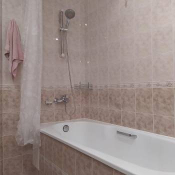 Сдается 1-комнатная квартира, 42,4 м²