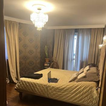 Продается Многокомнатная квартира, 120 м²