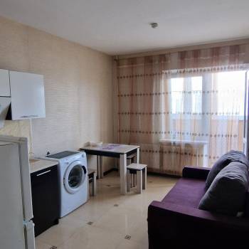 Сдается 1-комнатная квартира, 51 м²