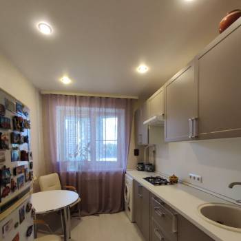 Продается 1-комнатная квартира, 36 м²