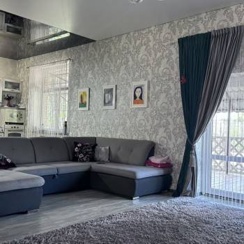 Продается Дом, 182 м²