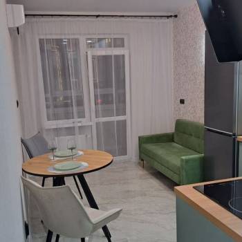 Продается 1-комнатная квартира, 39 м²