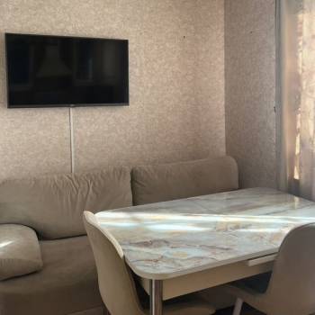 Продается 1-комнатная квартира, 44 м²