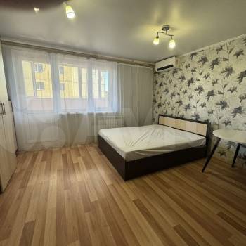 Продается 1-комнатная квартира, 35 м²