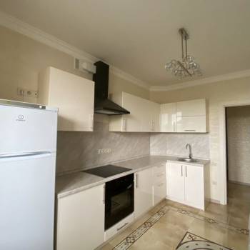 Сдается 2-х комнатная квартира, 76 м²