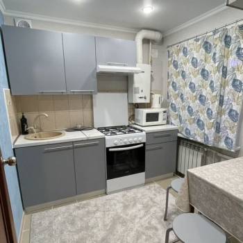 Сдается 1-комнатная квартира, 37 м²