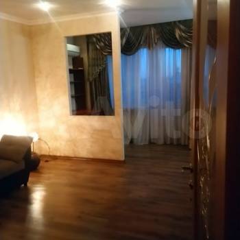 Сдается 2-х комнатная квартира, 70 м²