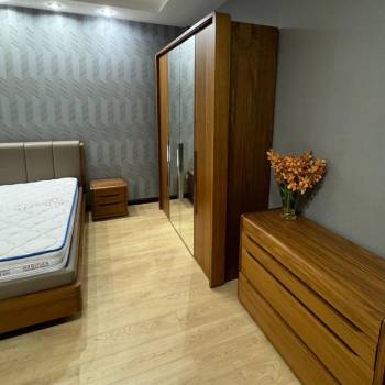 Продается 1-комнатная квартира, 53,7 м²