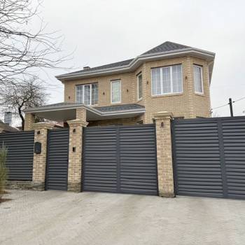 Продается Дом, 230 м²