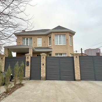 Продается Дом, 230 м²