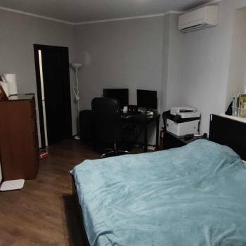 Продается 1-комнатная квартира, 51,4 м²