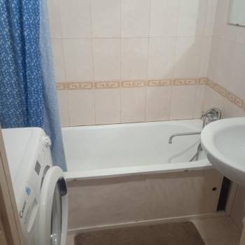 Продается 1-комнатная квартира, 43 м²