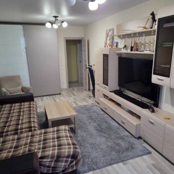 Продается 2-х комнатная квартира, 57 м²