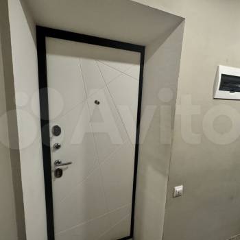 Продается 1-комнатная квартира, 32 м²