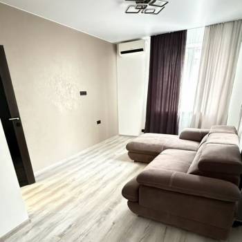 Сдается 1-комнатная квартира, 46 м²