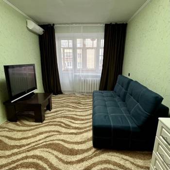 Сдается 1-комнатная квартира, 32 м²