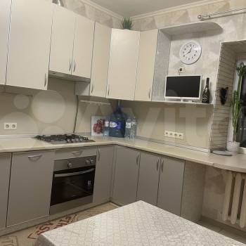 Сдается 2-х комнатная квартира, 60 м²