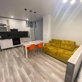 Сдается 1-комнатная квартира, 43 м²